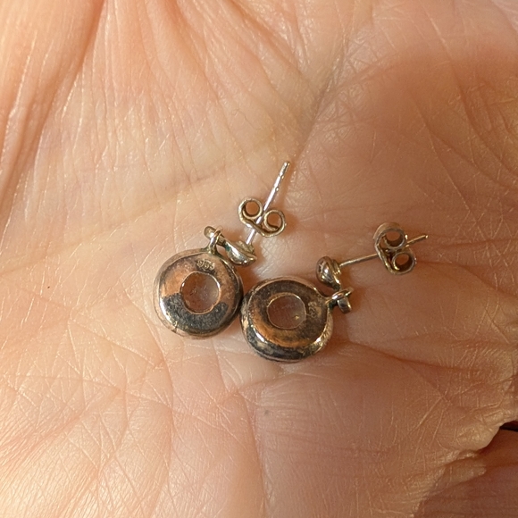 Elegant Silver And Moonstone Earrings - Picture 2 of 3